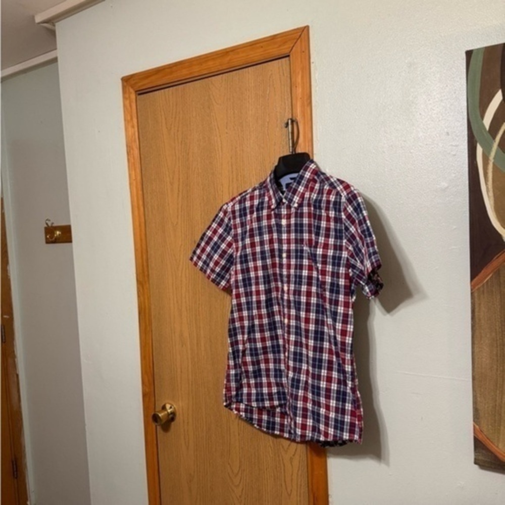 Tommy Hilfiger Medium Multi-Color w/Plaid Print Button-Front Short Sleeve Shirt